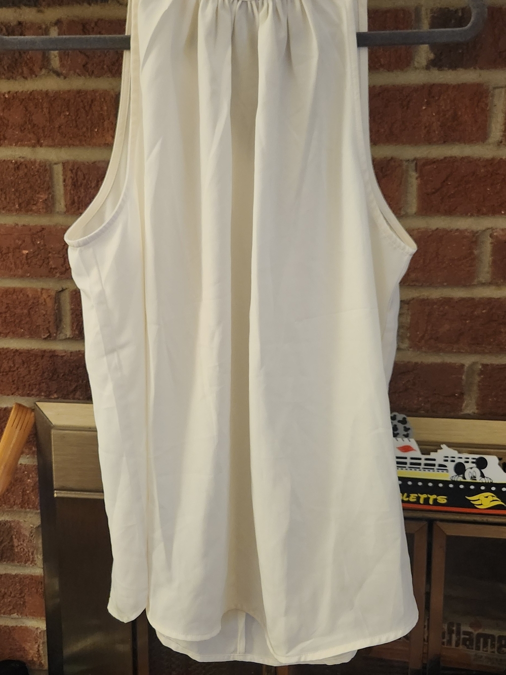 HALARA White Men's Sleeveless Tank Top